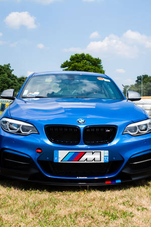 Hermoso BMW Azul en una Pista de Carreras — GIF genial Fondos de pantalla