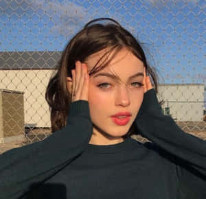 Fotos de chicas estéticas — Chica aesthetic GIF Fondos de pantalla