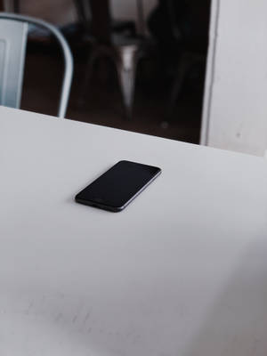 iPhone 8 en Mesa — iPhone 7 Plus Fondos de pantalla
