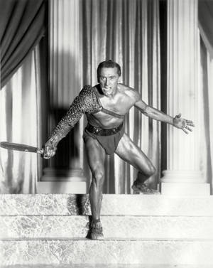 Kirk Douglas con disfraz de gladiador — Blanco y negro estético Fondos de pantalla