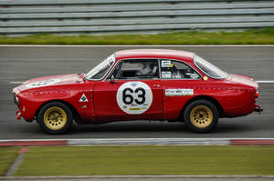 Fondo de pantalla del auto de carreras Alfa Romeo GTA