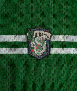 Fondo de pantalla logo de Slytherin en tela tejida — Estética de Slytherin Fondos de pantalla