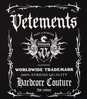 Fondo de pantalla Logo Etiqueta Negra Vetements — Tecno Phantom V Fold2 Fondos de pantalla