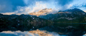 Vista de montaña desde el Parque Natural Regional de los Pirineos para fondo de pantalla. — 3440x1440 Fondos de pantalla