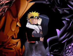 Naruto e Hinata besándose en el centro de plumas anaranjadas y negras.