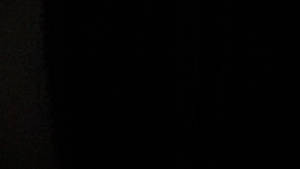 Fondo de pantalla negro azabache con diseño de grano