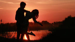 Pareja Enamorada Bailando
