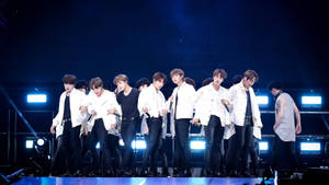 Portátil Cool de la Gira Mundial de BTS