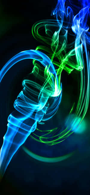 Rastro de Humo Azul y Verde Brillante — Galaxy S24 Fondos de pantalla