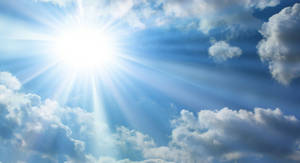 Rayos de sol en el cielo