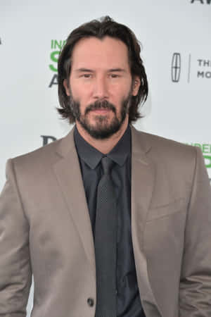Retrato cautivador de Keanu Reeves — POCO Pad X1 Fondos de pantalla