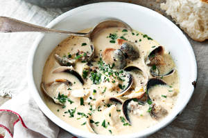 Fondo de pantalla de sopa de pescado y almejas — Apagado Fondos de pantalla