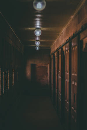 Pasillo Vacío Tenue — Oscuro Fondos de pantalla