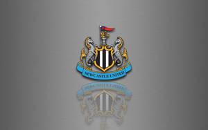 Fondo de pantalla de escritorio gris del logo del Newcastle United Football Club.