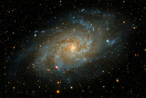 Fondo de pantalla HD 4K de la galaxia de Andrómeda en el espacio exterior