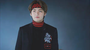 V de BTS lindo en negro y rojo — Lindo bts Fondos de pantalla