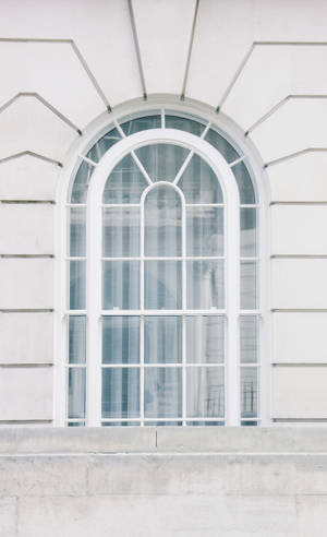 Fondo de pantalla de ventana arqueada blanca estética — Galaxy Tab S10+ Fondos de pantalla