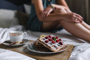 Fondo de pantalla de waffles para desayunar en la cama — 3:2 Fondos de pantalla